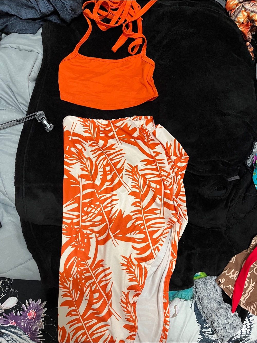 SHEIN Orange Tropical Print Maxi Skirt & Orange Crop Top Set